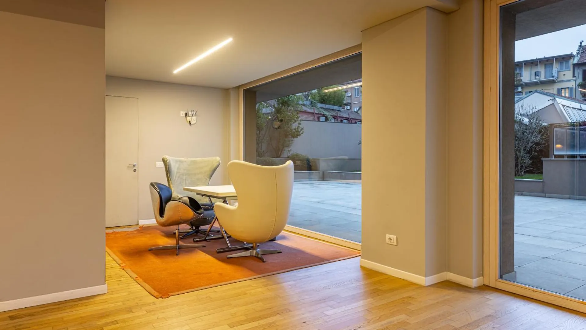 Cozy Apartment - Parking - Pool - Sauna - Gym -Spa Milano Italien