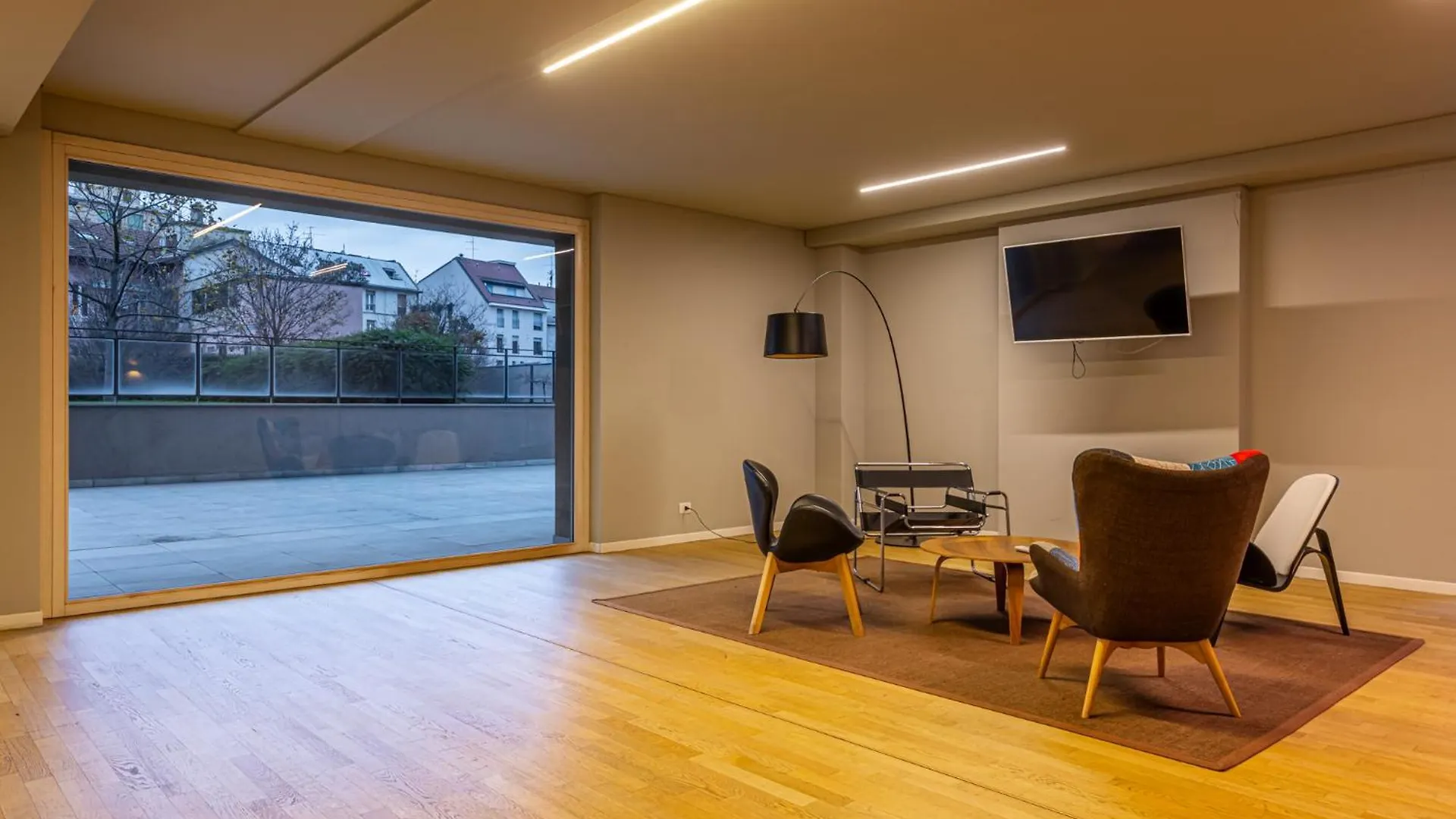 Cozy Apartment - Parking - Pool - Sauna - Gym -Spa Milano 0*,